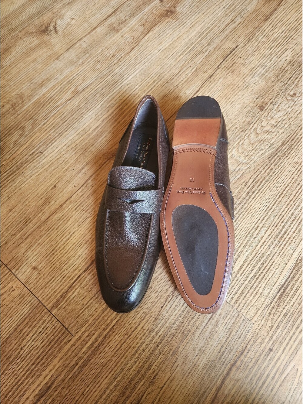 Siz 12 Men's Dark Brown Leather Penny Loafers, Size 12, Classic Dress Shoes - Picture 2 of 8